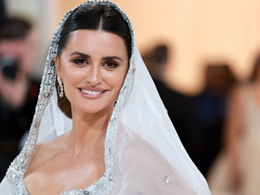 Penélope Cruz cuenta que quiso adoptar a un niño antes de su matrimonio con Javier Bardem