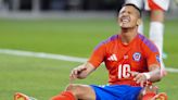 Claudio Bravo makes 4 saves as Chile plays Peru to a scoreless draw in Copa America