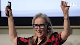 Meryl Streep, premio Princesa de Asturias de las Artes, baila al son de la gaita en Oviedo