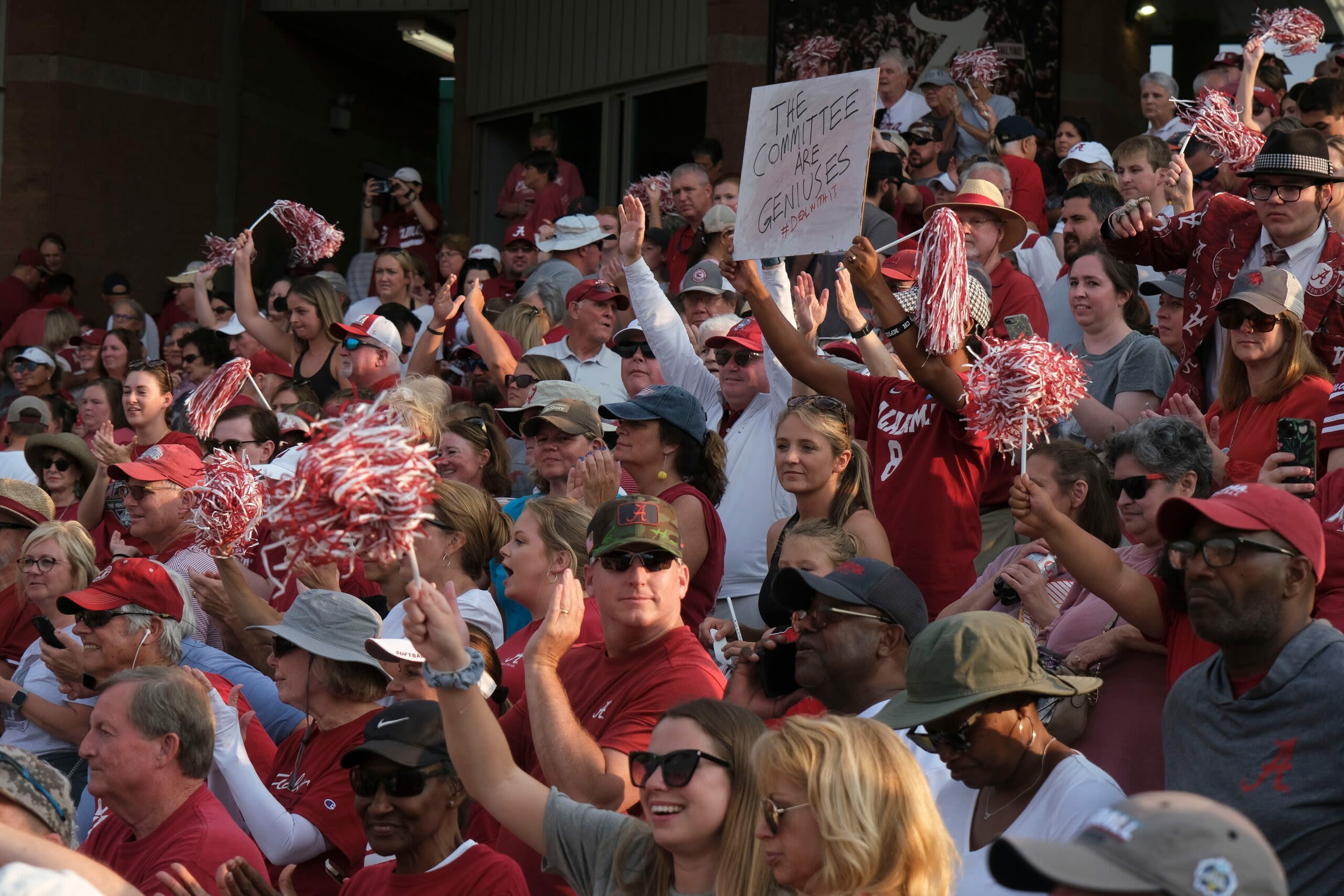 Alabama Softball lands commitment from transfer pitcher Emily Winstead