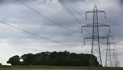 Pylon worker suffers 40% burns to his body after 33,000 volt electric shock