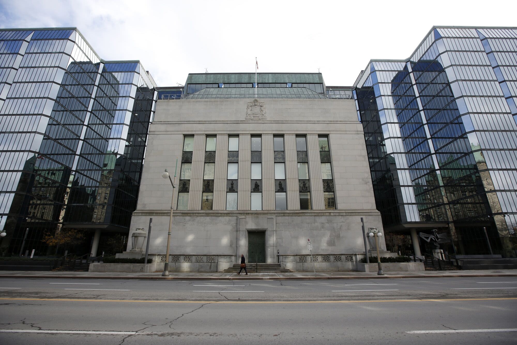 Bank of Canada Cuts to 4.25%, Eyes More Easing Ahead