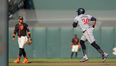 Santana homers to break 6th-inning tie as Twins beat the Giants