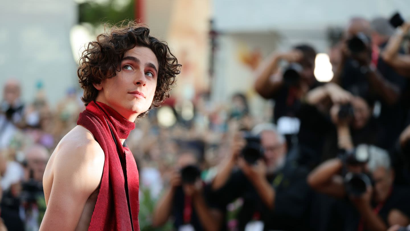 Timothée Chalamet’s Complete Dating History, From Lourdes Leon to Kylie Jenner