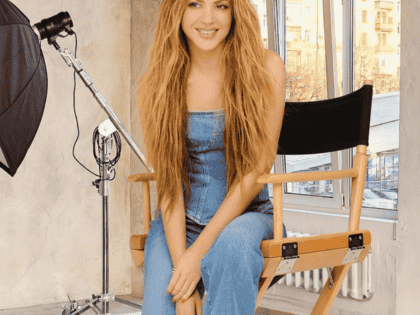 Shakira es captada visitando a su papá en el hospital