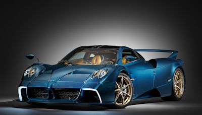 This New Pagani Hypercar Is the First and Only Manual Transmission Huayra