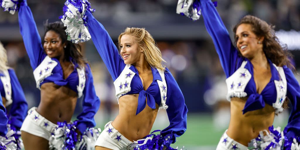 Dallas Cowboys Cheerleader Says She Makes Same Salary As A Fast Food Worker