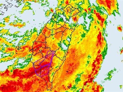 颱風凱米帶旺盛西南風水氣 南高屏多處時雨量破百毫米