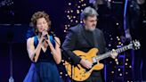 Vince Gill Cancels Shows After Wife Amy Grant’s Hospitalization