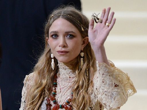 Mary-Kate Olsen's Casual Relationship With Sean Avery Still Has Friends Worried