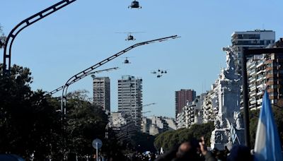 El espectáculo de los aviones militares y la emoción de los veteranos de Malvinas: la trastienda del desfile por el 9 de Julio