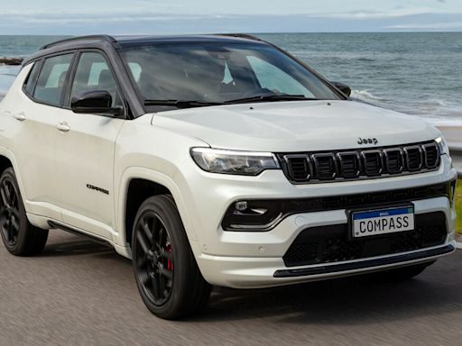 Jeep Compass mantém primeiro lugar entre SUVs médios