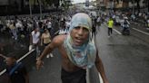 Angustia, protestas callejeras y presión internacional: el pulso por un recuento verificable arrecia en Venezuela