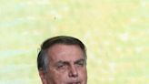 Julgamento de Bolsonaro começa com pedido pela inelegibilidade; defesa vê ação "impostora"