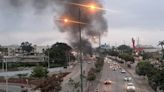 Protestas con quema de llantas se reportan en dos sectores de Guayaquil este lunes, 15 de julio