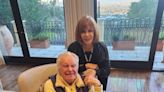 Look: 'Hart to Hart's Robert Wagner, Stefanie Powers reunite on his birthday