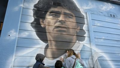 Strafprozess zum Tod von Argentiniens Fußball-Ikone Maradona auf März 2025 verschoben