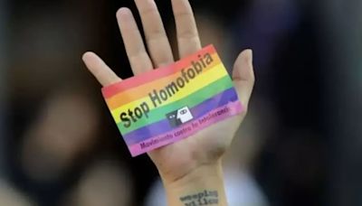 El acusado de llamar "maricones de mierda" y agredir a una pareja homosexual no comparece en el juicio