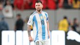 Día CLAVE para la Selección argentina en la Copa América: Lionel Messi se hará estudios por su molestia muscular