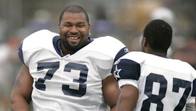 Cowboys Hall of Fame offensive lineman Larry Allen dies suddenly at age 52