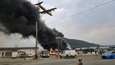 'They are not taking this decision lightly': Wildfire forces Williams Lake, B.C., seniors homes to move residents