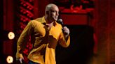 In His Stand-Up Special, Joe Rogan Plays Dumb