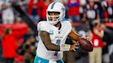 Dolphins hold off Patriots on road for 24-17 prime-time win, improve to 2-0