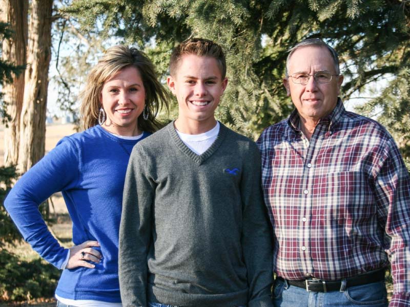 All in the family: 3 generations take on the same defective heart valve