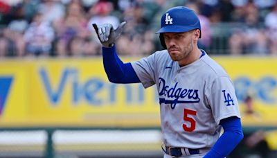 Dodgers series against White Sox surrounded by welcome off days