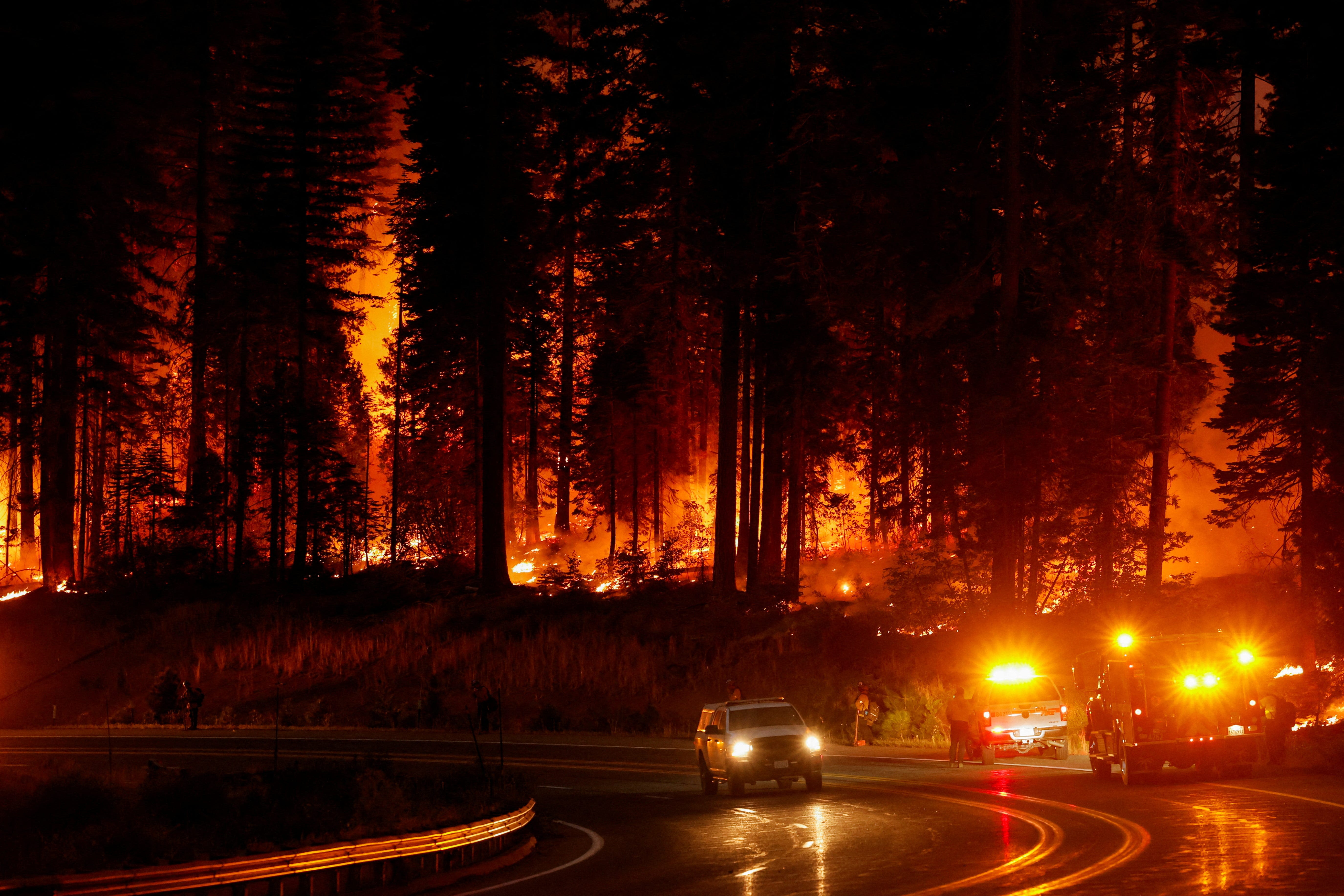 California wildfire Borel Fire in Kern County has burned through thousands of acres