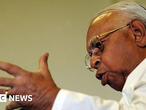 Sri Lanka: Veteran opposition leader Sampanthan dies