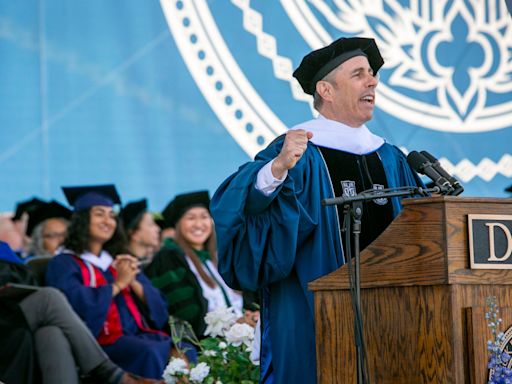 Watch: Students walk out of Jerry Seinfeld speech over his support for Israel