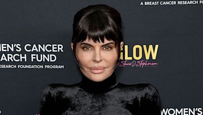 Lisa Rinna Reveals Why She Dissolved Her Facial Fillers