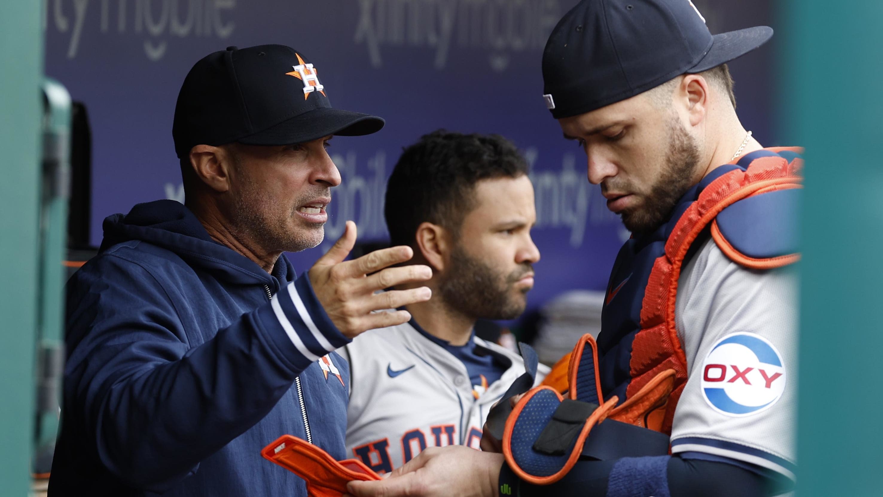 Should Houston Astros Already Consider Replacing Manager?