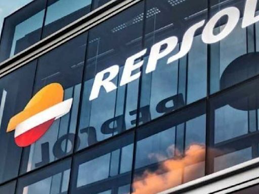 La petrolera Repsol decepciona a los inversores, miedo al petróleo y denuncia de los ecologistas