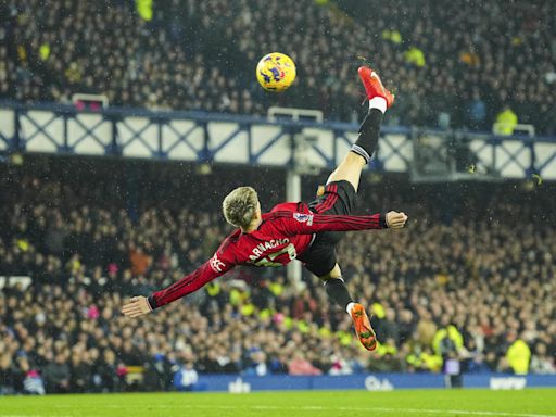 Alejandro Garnacho fue distinguido como el autor del mejor gol de la temporada 2023/2024 de la Premier League