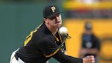 Skenes wins 4th straight, leads Pirates over Reds
