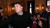 Fedez reaparece con su anillo de boda tras su ruptura con Chiara Ferragni y habla sobre su momento más duro