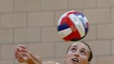 Veteran leadership leads Hingham High girls volleyball team past Quincy