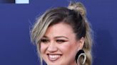 Kelly Clarkson Says She's Coming Out With A New Album Called 'Chemistry'
