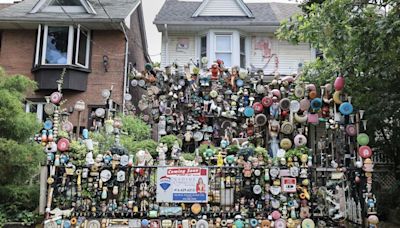 Toronto’s world famous ‘Leslieville doll house’ is being put up for sale. Here’s the story behind the iconic home