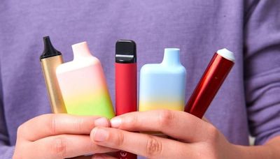 Cork TD Pádraig O’Sullivan welcomes Health Minister’s proposals to ban sale of disposable vapes