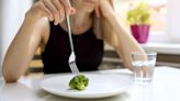 Symptoms of eating disorders: Watch out for extreme dieting, even anxiety and depression