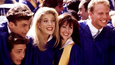 The Only Beverly Hills, 90210 Actors To Appear In Every Episode - SlashFilm