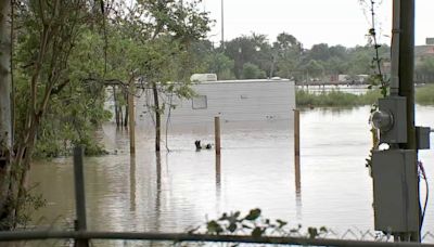 Severe weather continues, triggering Flood Advisory in Houston and surrounding areas Sunday