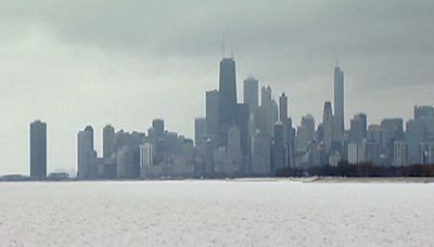 Chicago weather: Scattered thunderstorms with lightning, heavy downpours possible