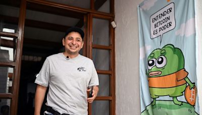 How a taxi driver in El Salvador boosted his earnings with Bitcoin