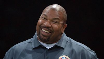 Dallas Cowboys organization mourns the death of franchise legend Larry Allen