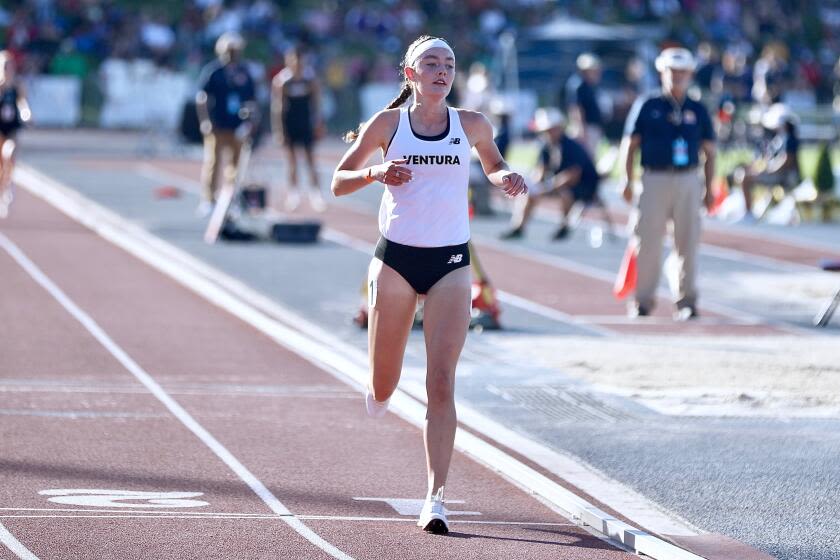 Sadie Engelhardt breaks another record en route to her third 1,600-meter state title