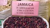 Beneficios de tomar agua de Jamaica sin azúcar